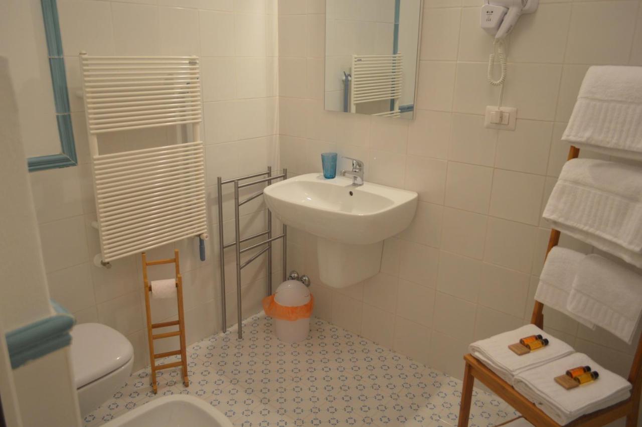 Orizzonte Relais Villa Leni Exteriör bild